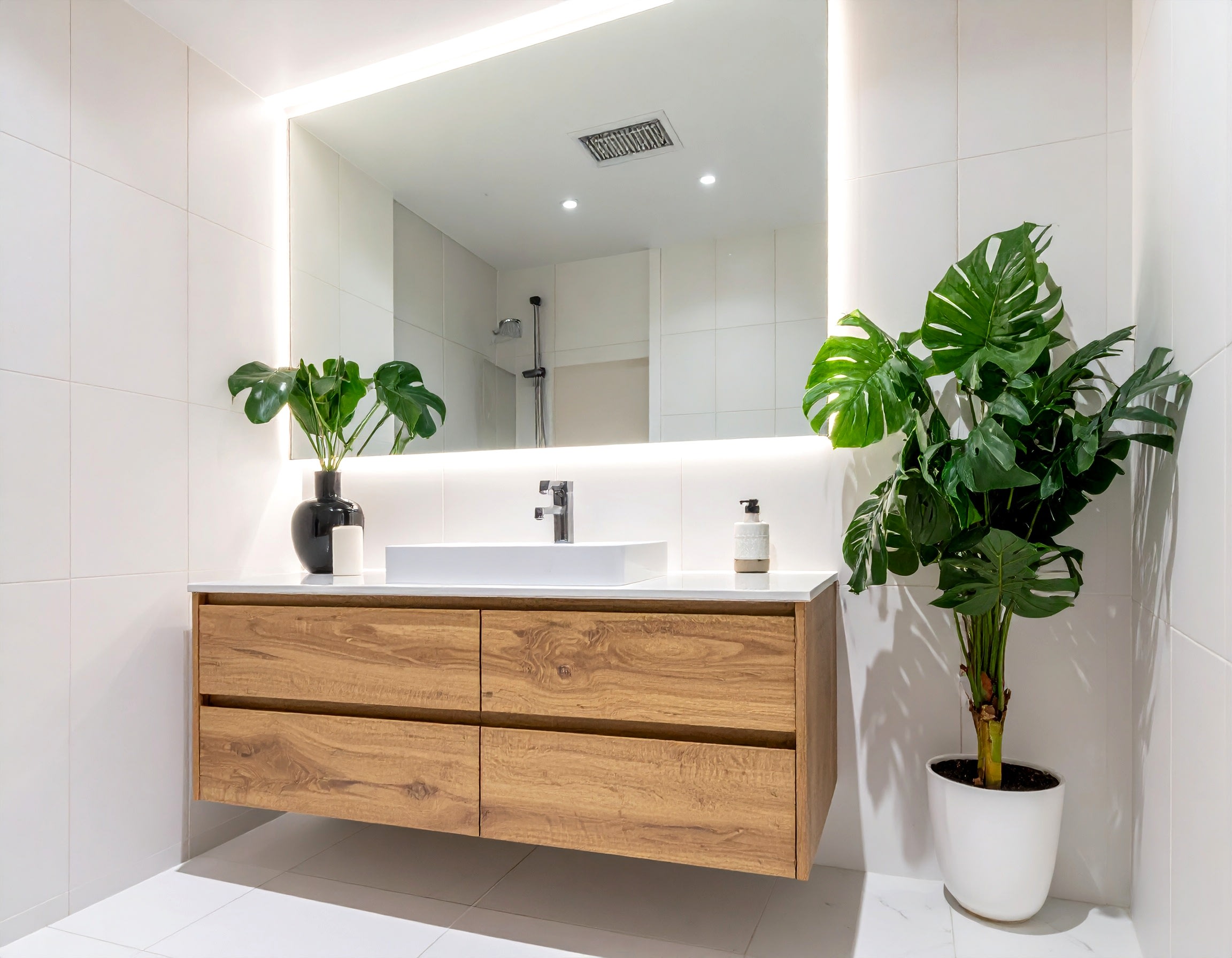 Siteler Akrilik Kapak Banyo Dolabı Modelleri